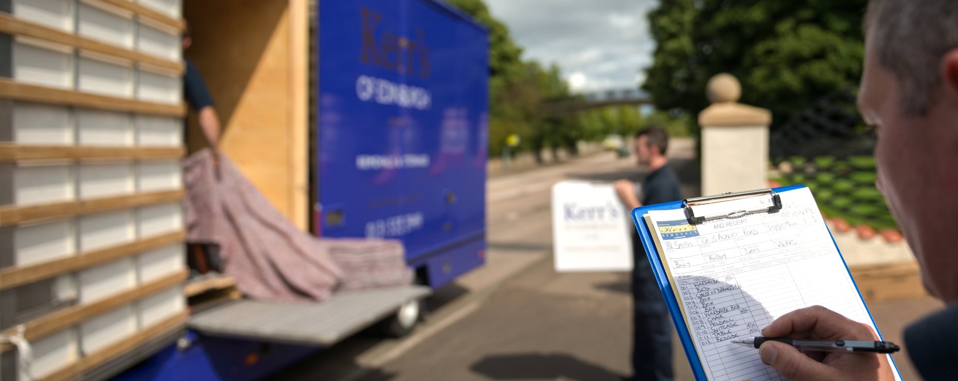 BAR accredited removals Edinburgh - Kerr's team using checklist during a home move